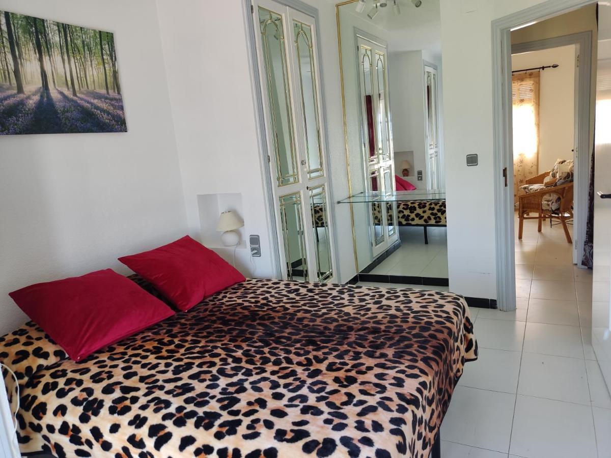 Confortable Apartamento Con Vistas Al Mar Torrevieja Exterior photo