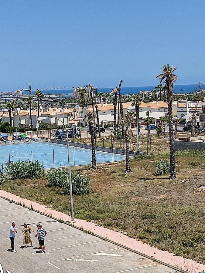 Confortable Apartamento Con Vistas Al Mar Torrevieja Exterior photo